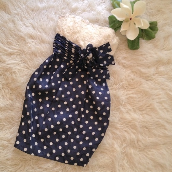 🍃Dentelle Lace, Pearls, Silk, Polkadots, Magnolia - Picture 4 of 13